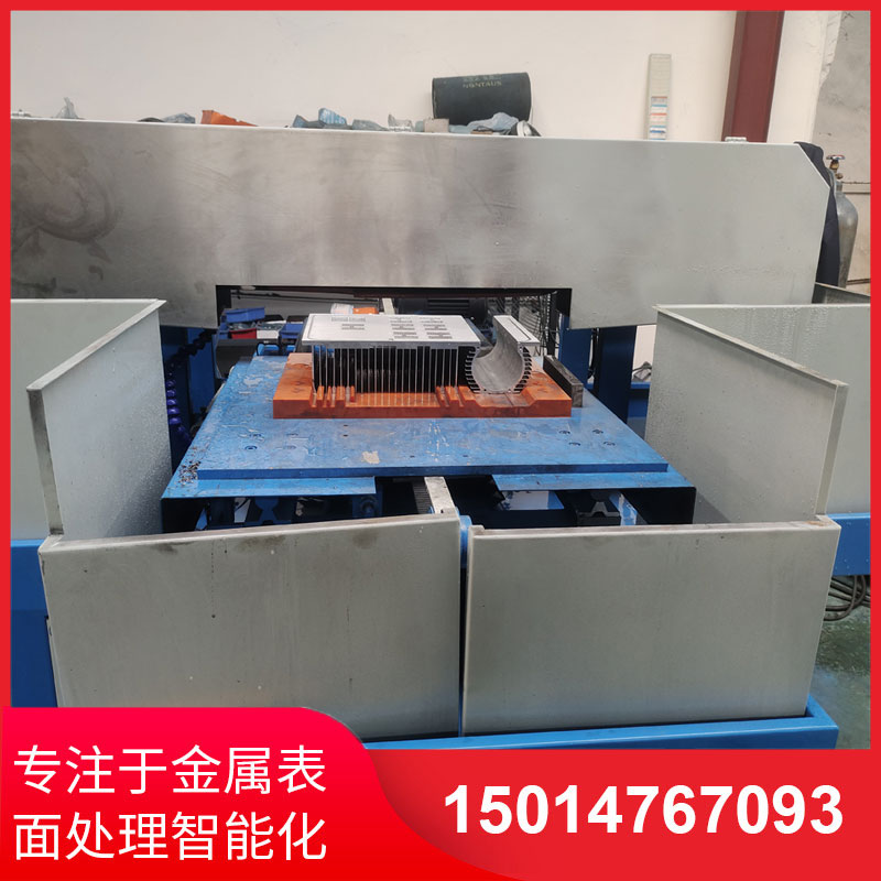 鋁材直(zhi)紋(wen)拉絲機(ji)廠傢(jia)